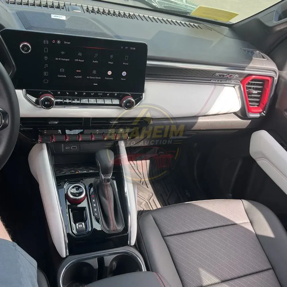 2024 GMC Canyon AT4X