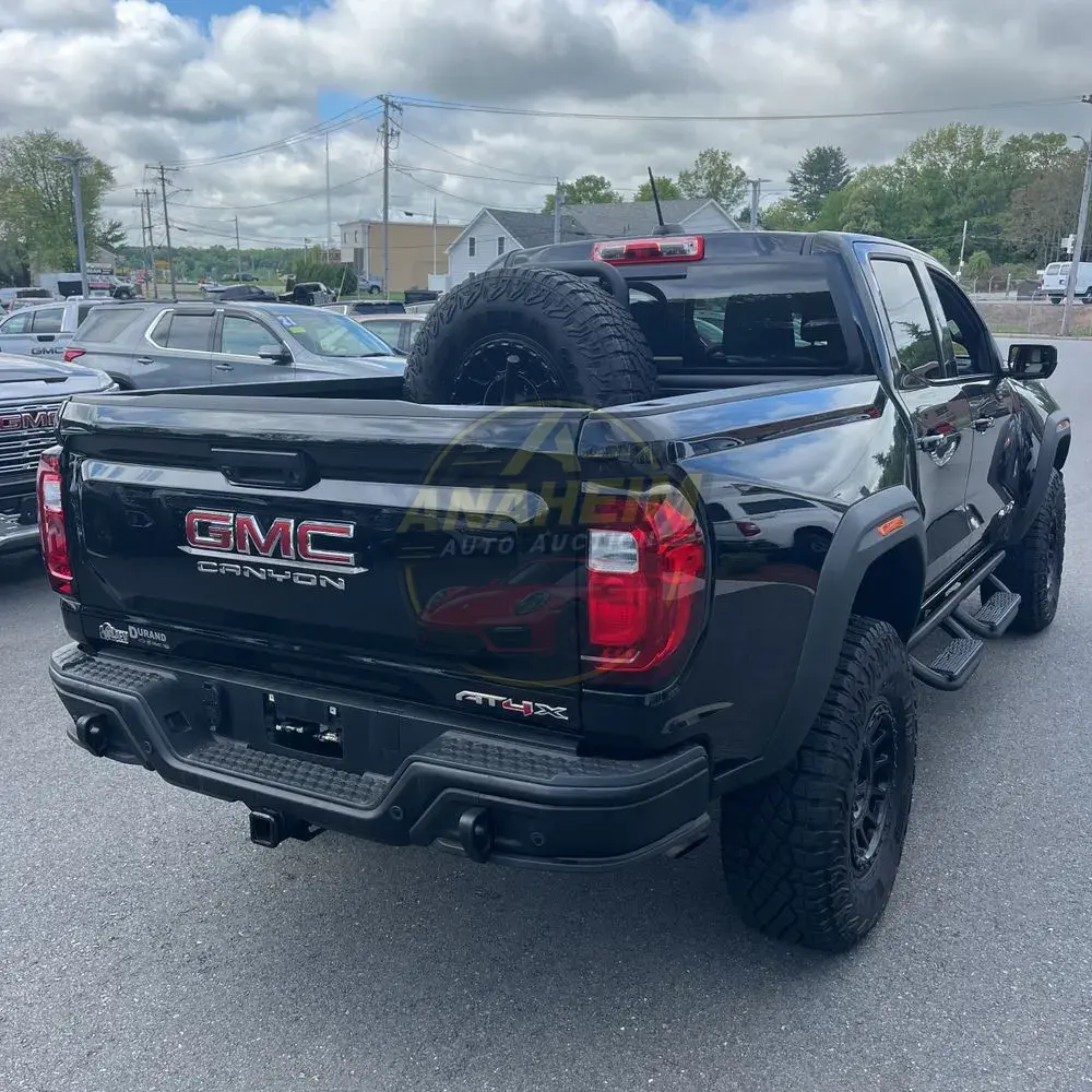 2024 GMC Canyon AT4X