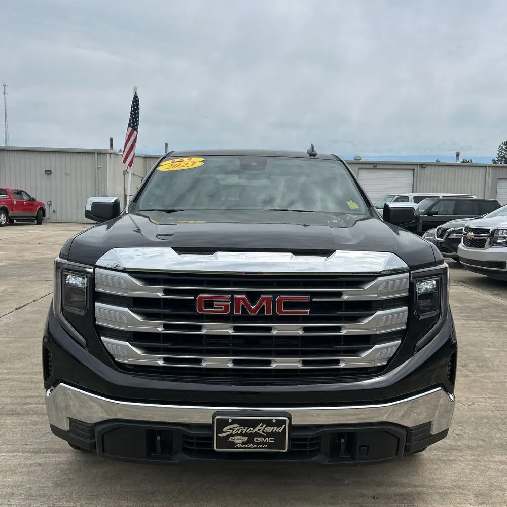 2023 GMC Sierra 1500 SLE