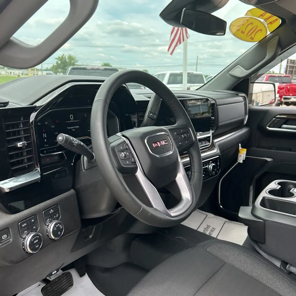 2023 GMC Sierra 1500 SLE