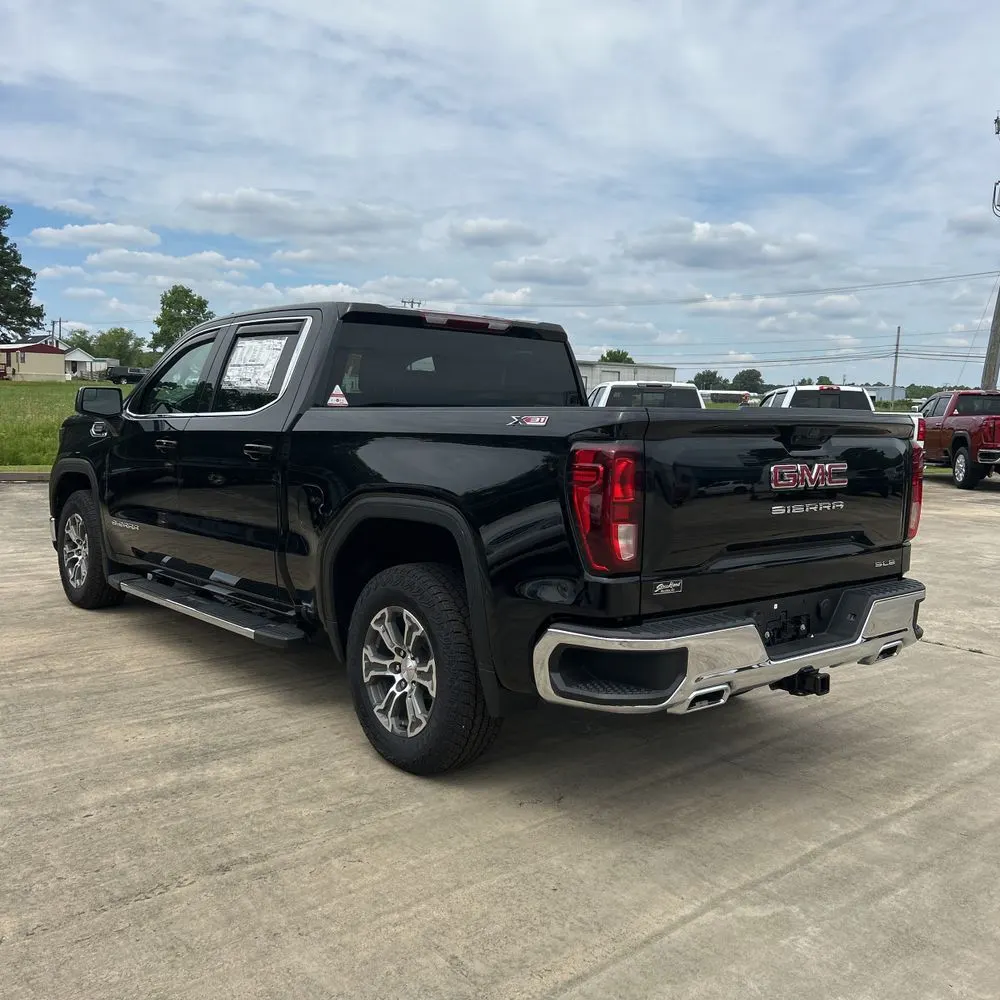 2023 GMC Sierra 1500 SLE