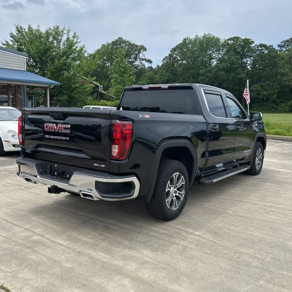 2023 GMC Sierra 1500 SLE