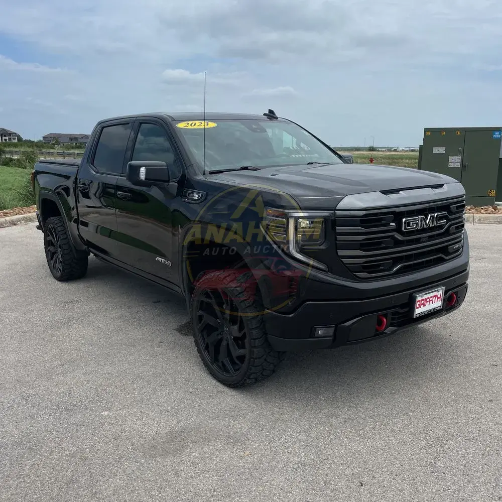 2023 GMC Sierra 1500 AT4
