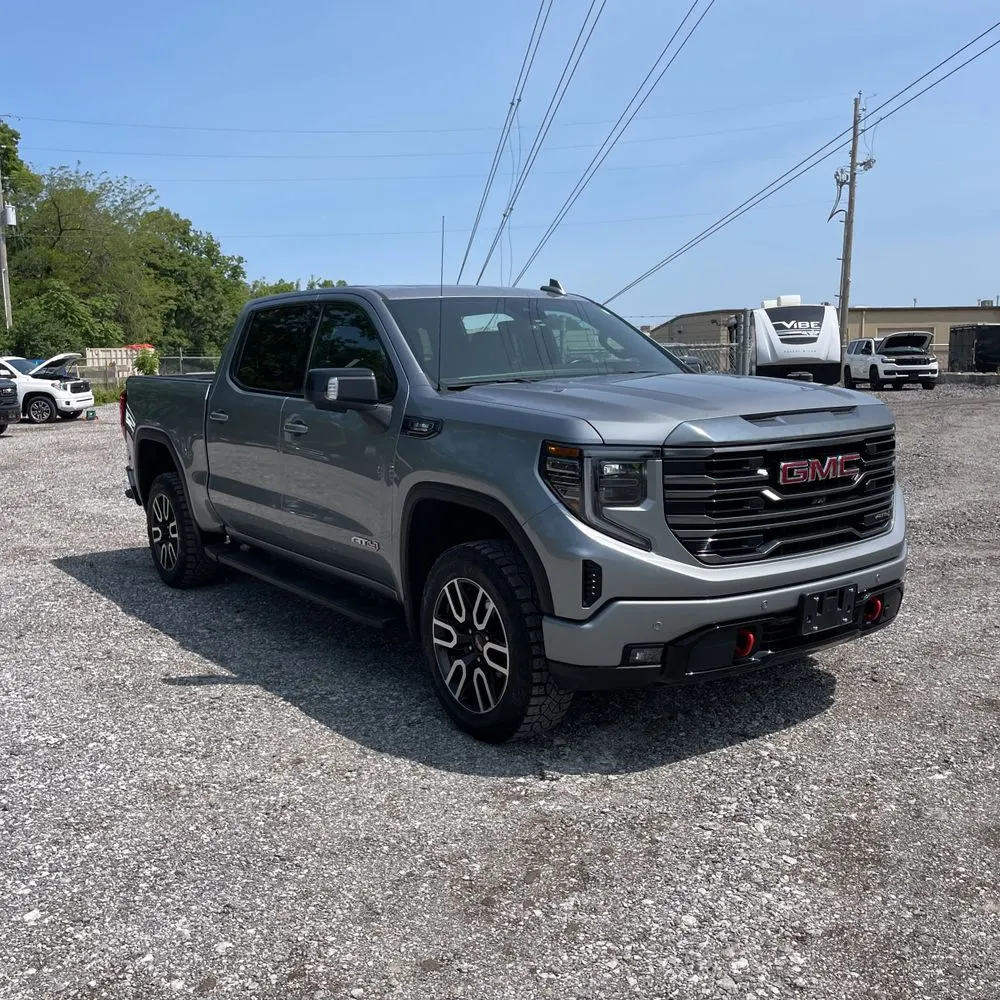2023 GMC Sierra 1500 AT4