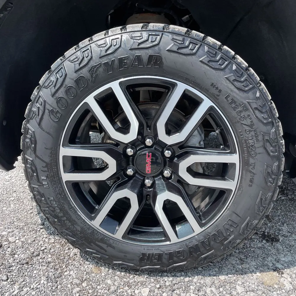 2023 GMC Sierra 1500 AT4