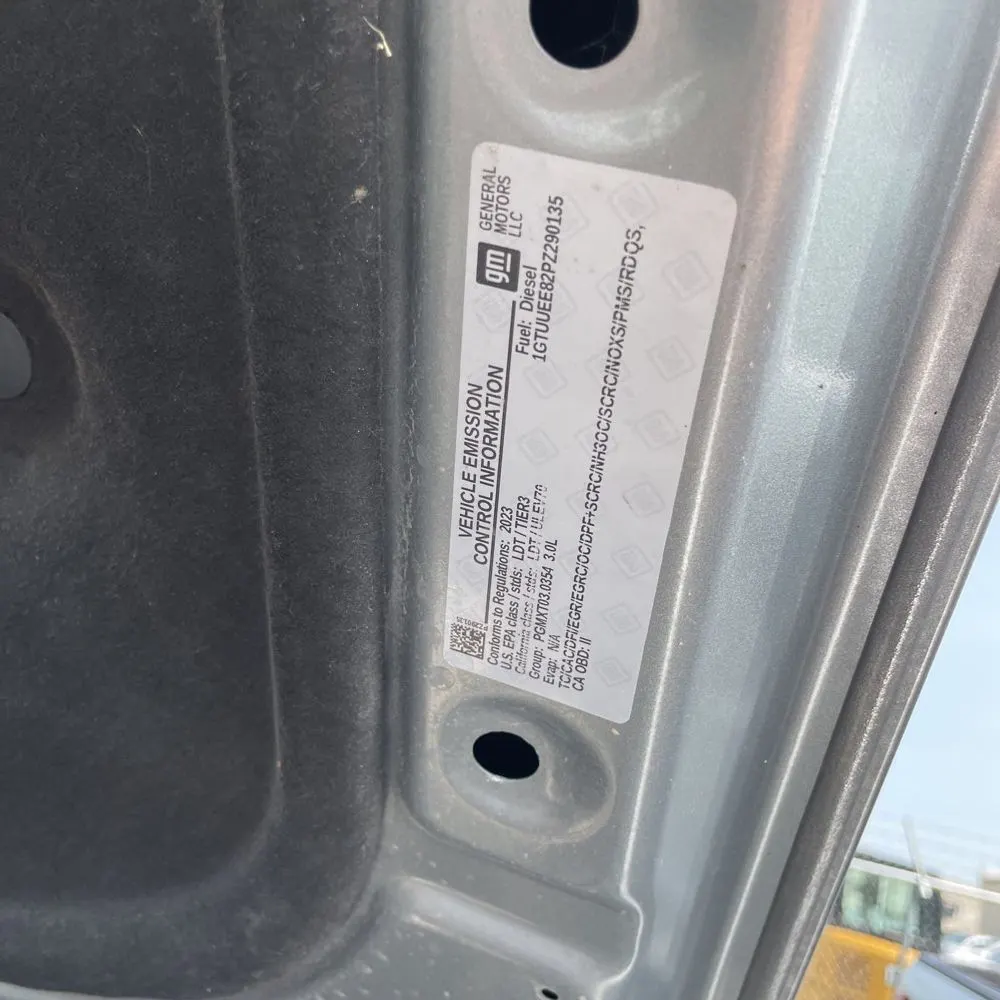 2023 GMC Sierra 1500 AT4