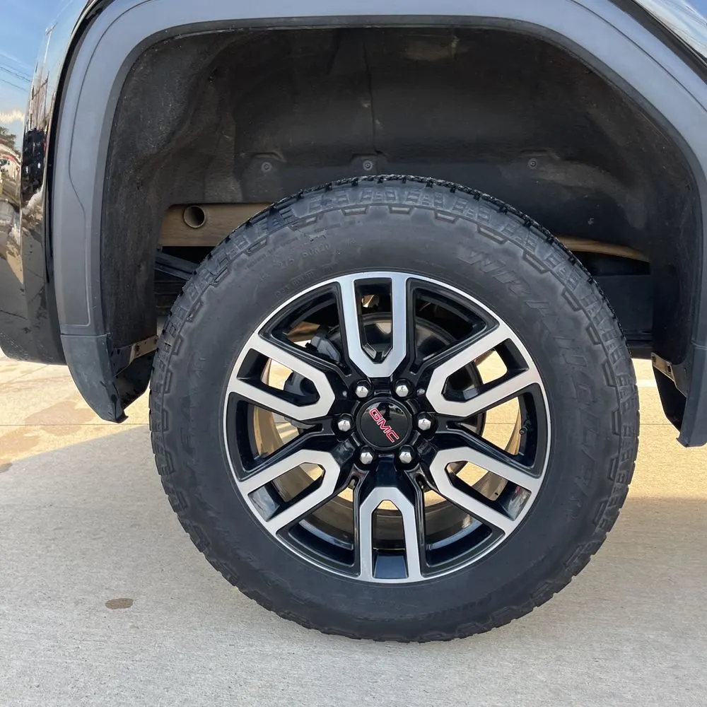 2024 GMC Sierra 1500 AT4