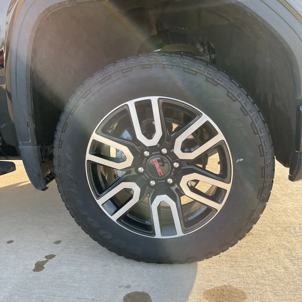 2024 GMC Sierra 1500 AT4