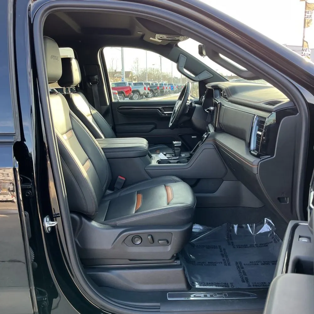 2024 GMC Sierra 1500 AT4