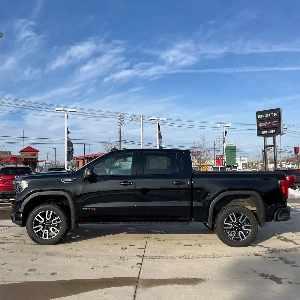 2024 GMC Sierra 1500 AT4