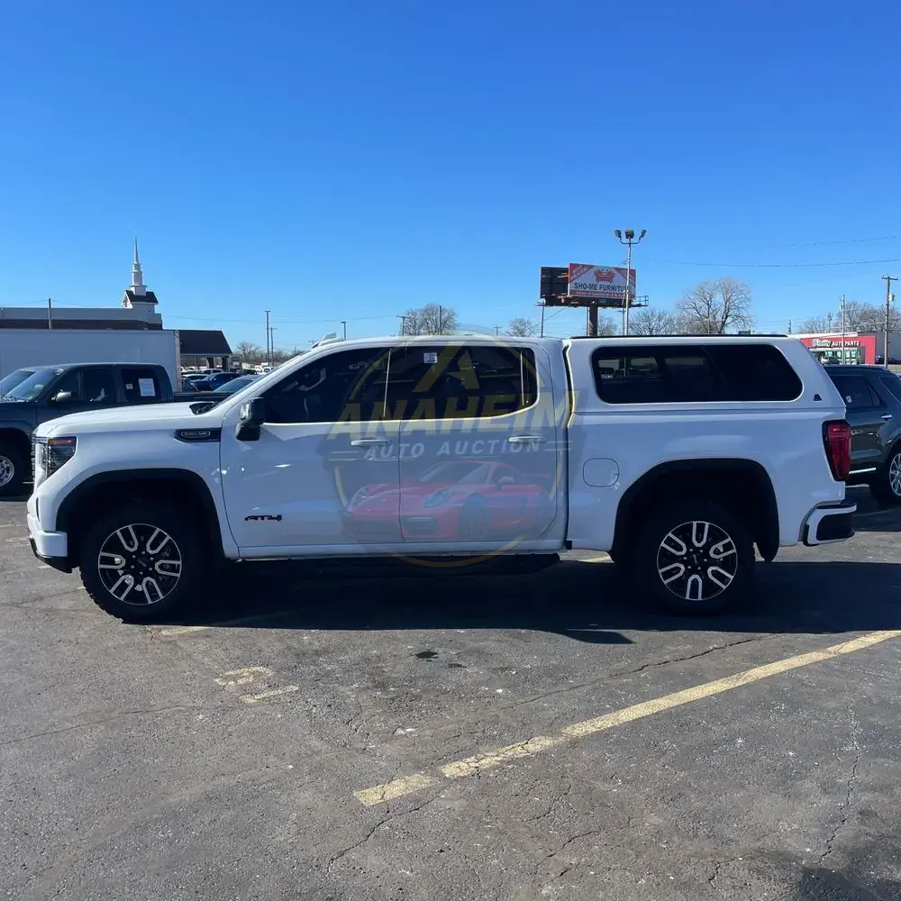 2024 GMC Sierra 1500 AT4
