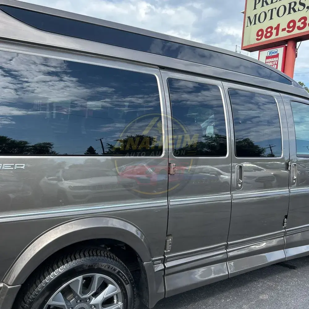 2023 GMC Savana 2500