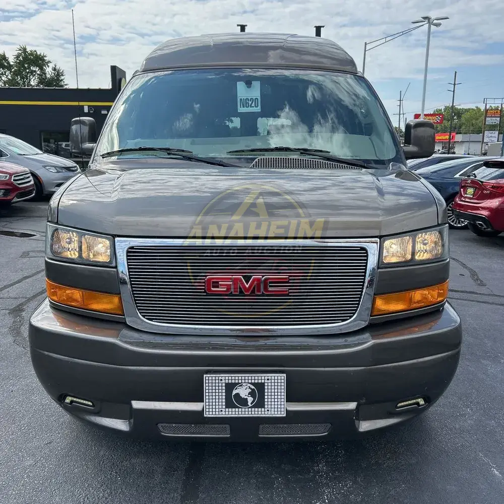 2023 GMC Savana 2500