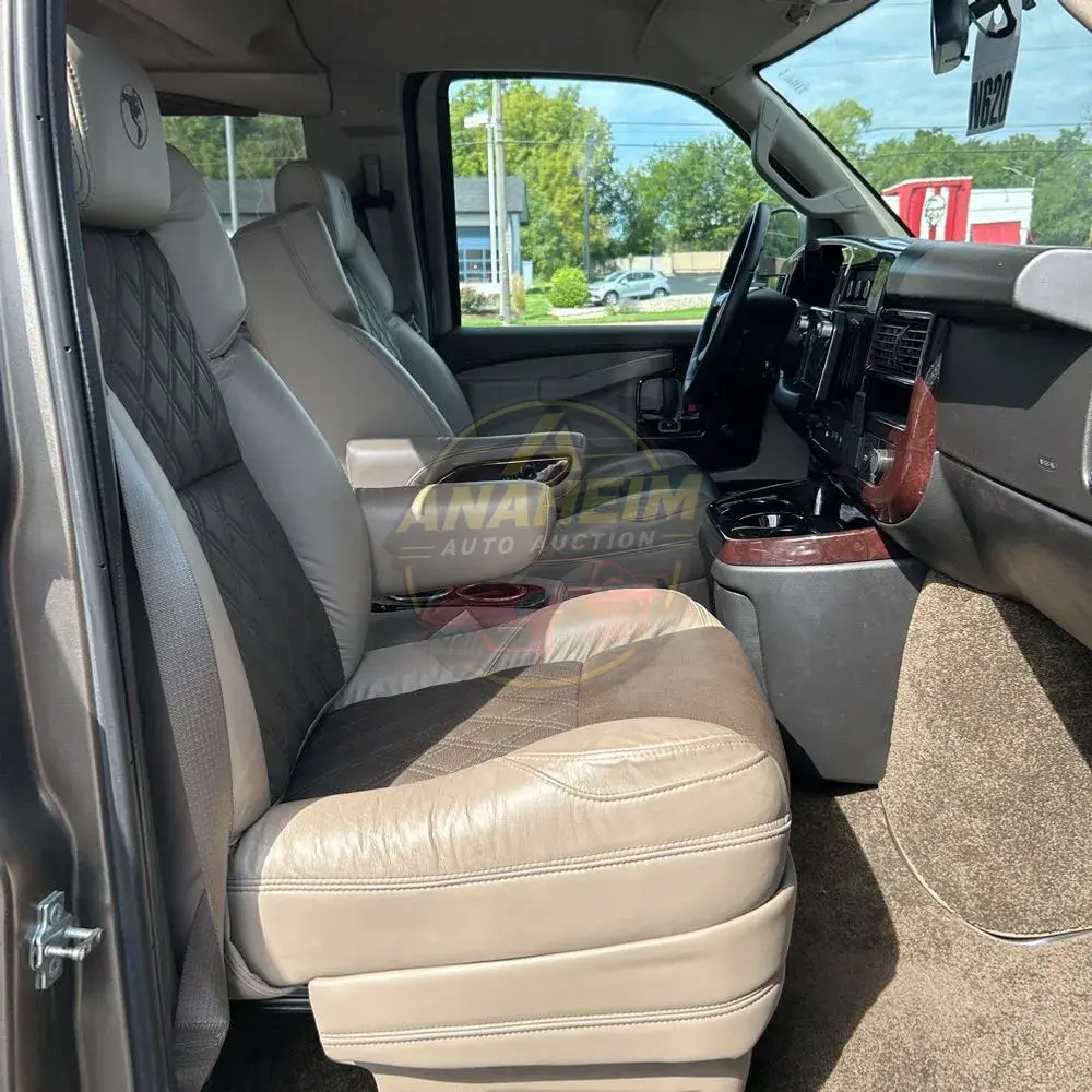 2023 GMC Savana 2500