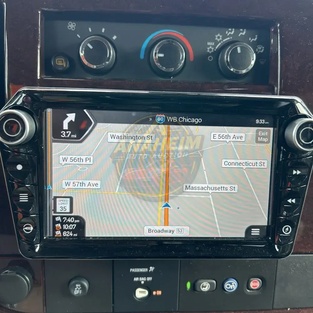 2023 GMC Savana 2500
