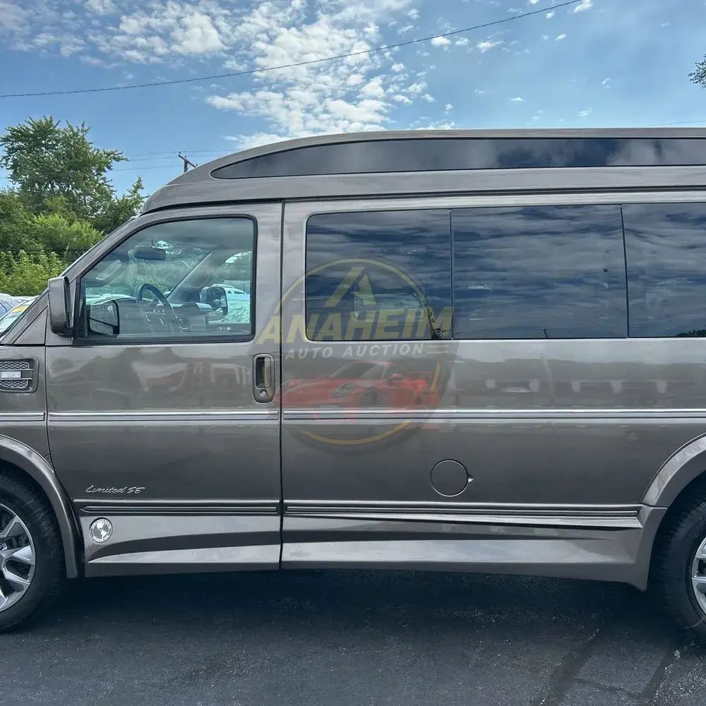2023 GMC Savana 2500