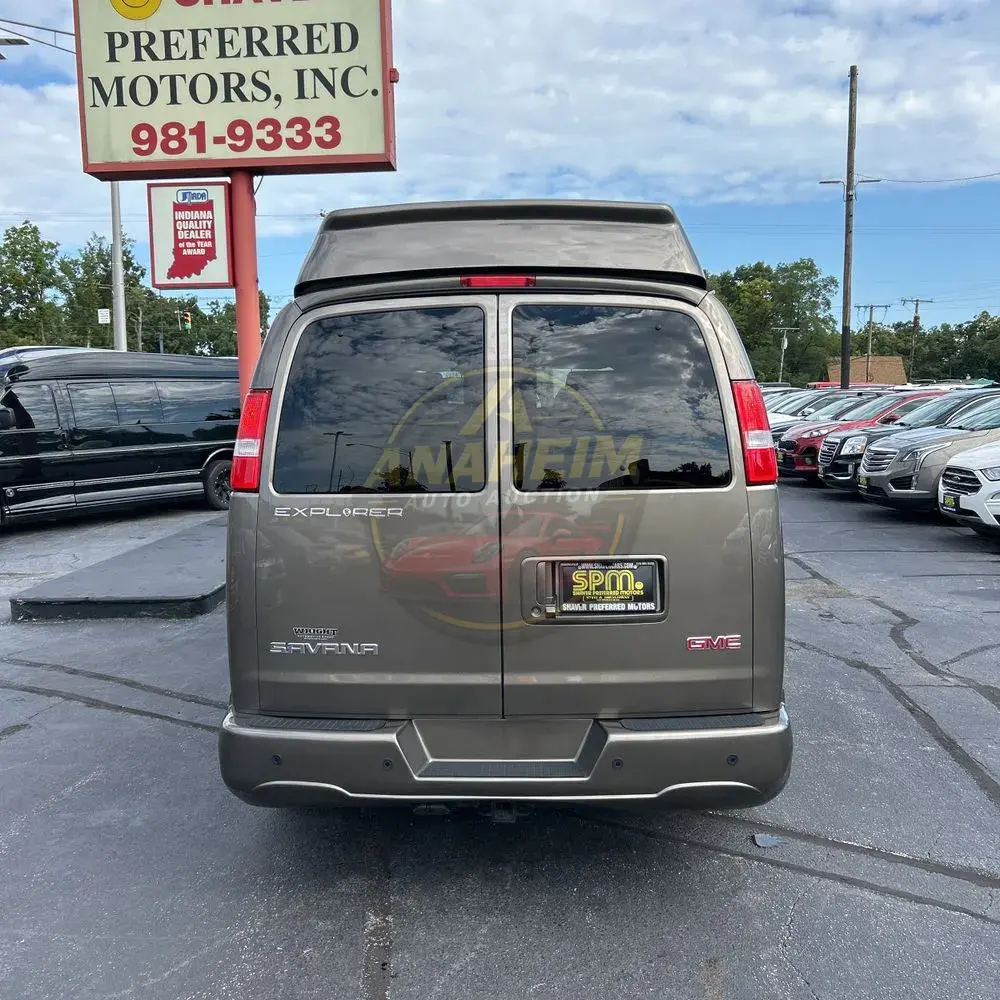 2023 GMC Savana 2500