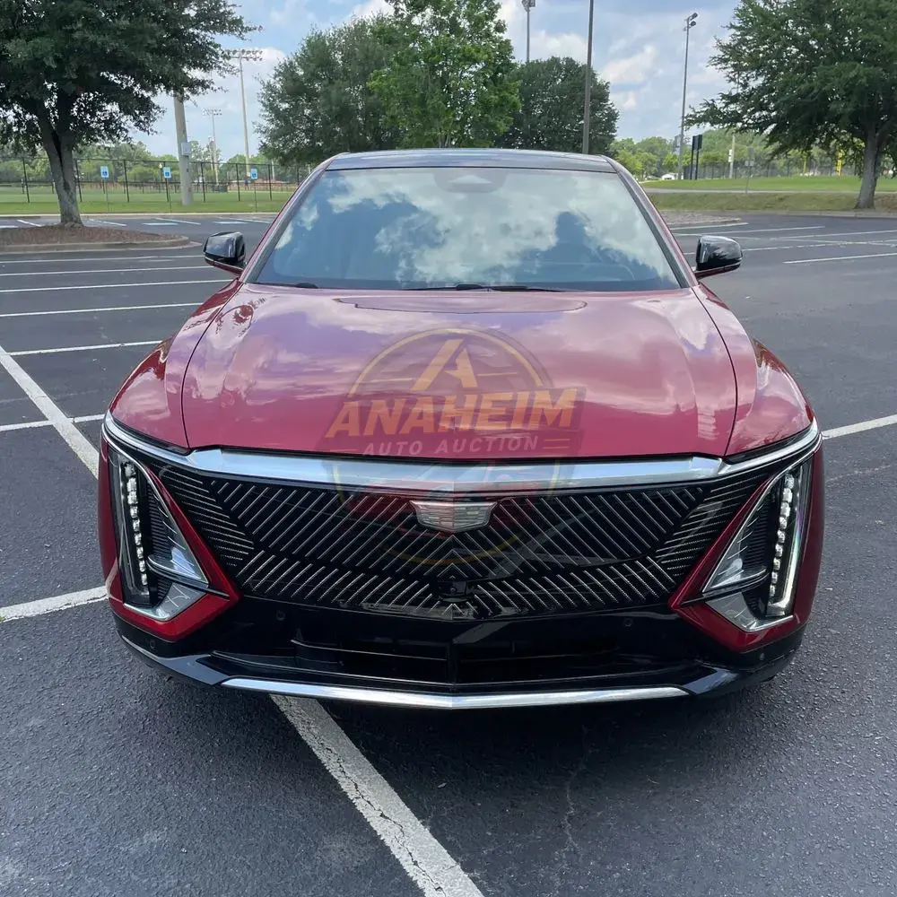 2024 Cadillac LYRIQ Luxury 3