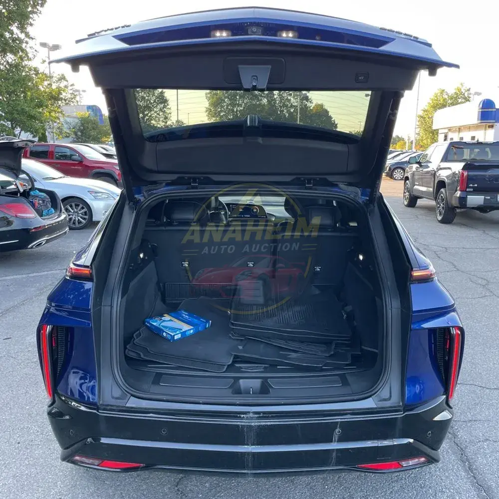 2024 Cadillac LYRIQ Sport 1