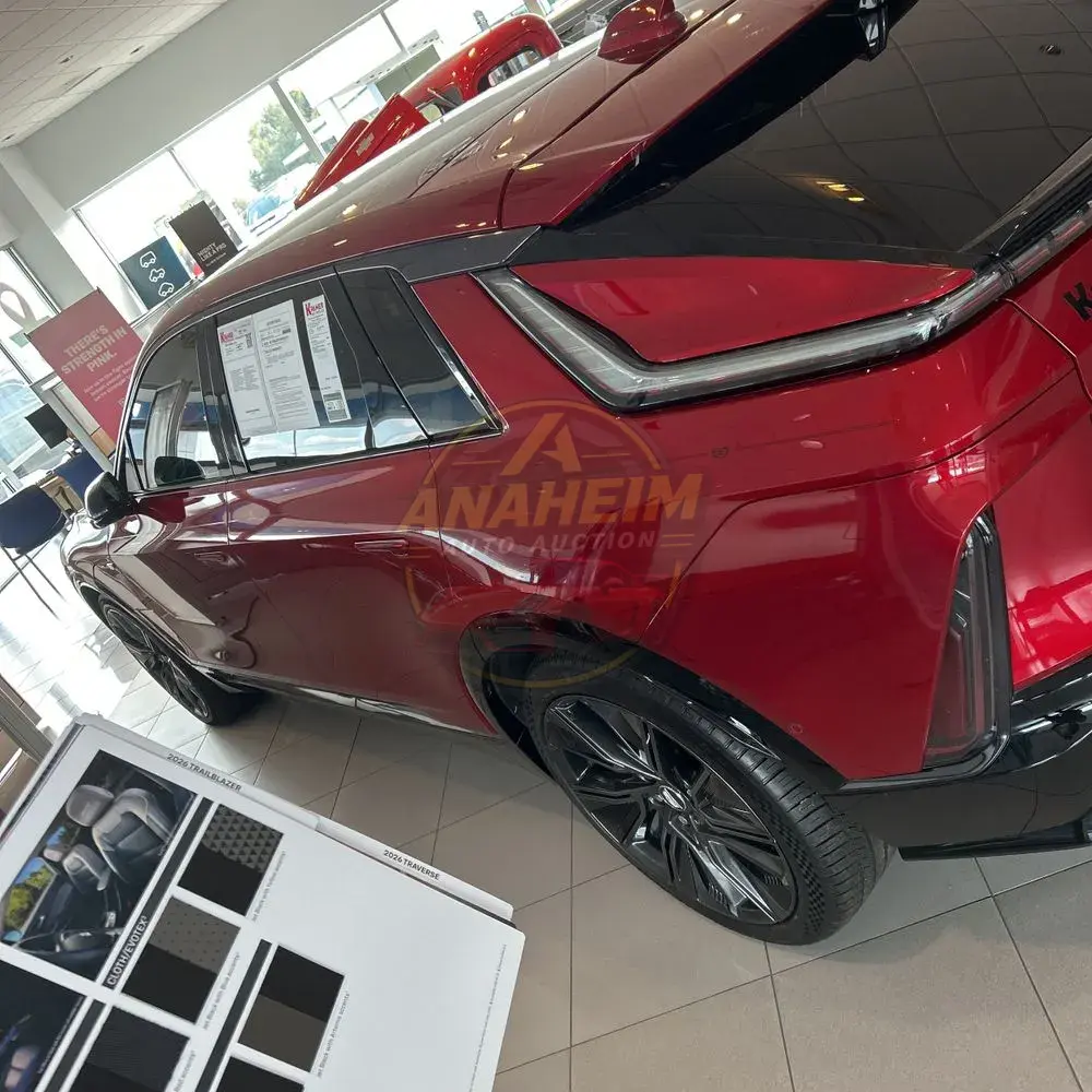 2024 Cadillac LYRIQ Sport 3