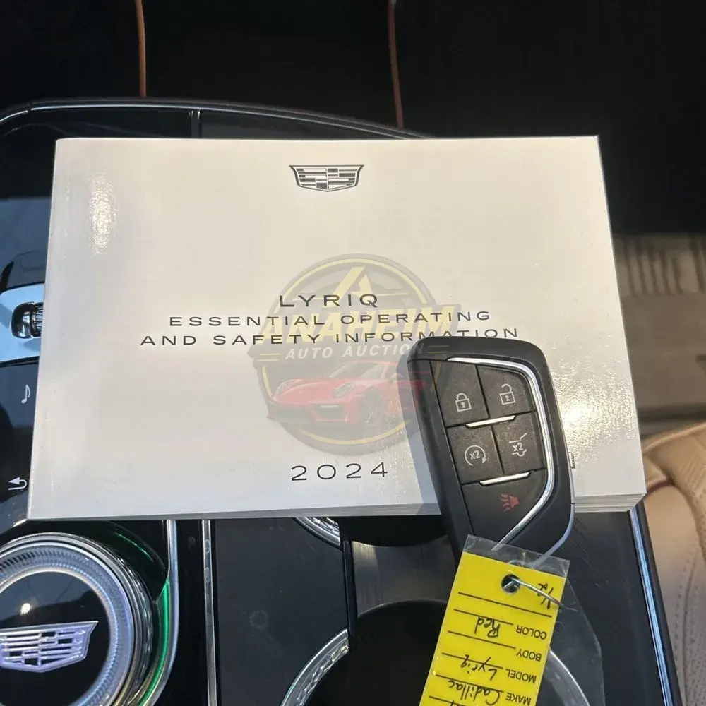 2024 Cadillac LYRIQ Sport 3