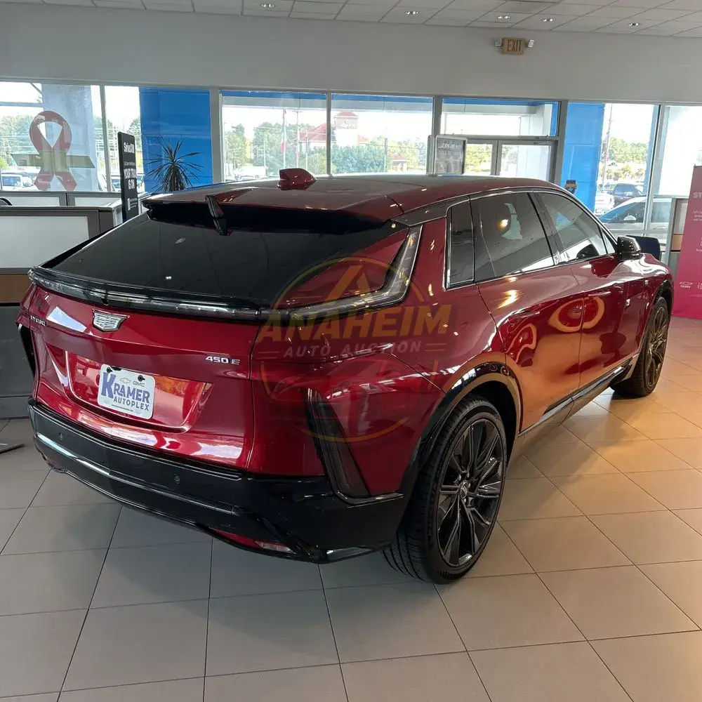 2024 Cadillac LYRIQ Sport 3