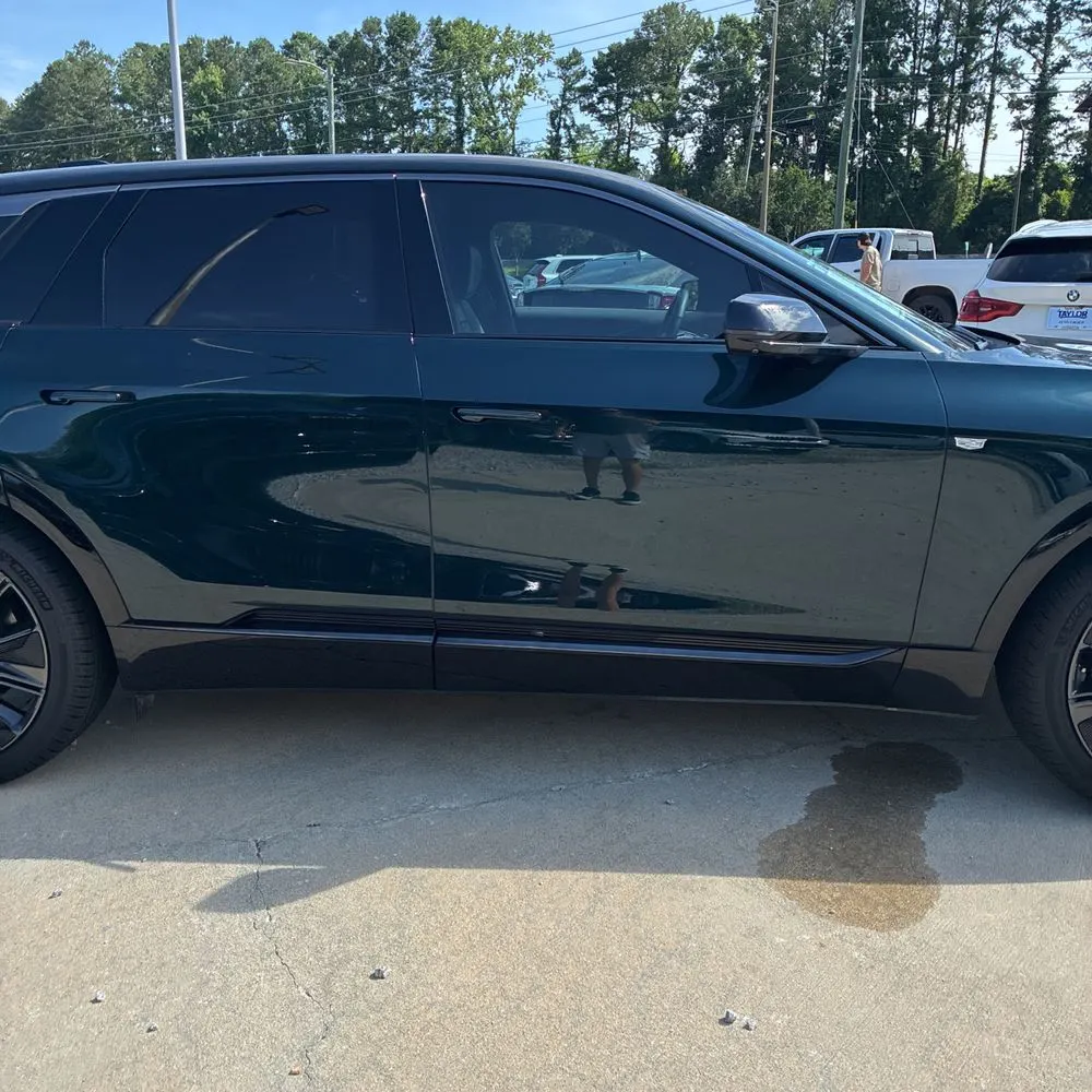 2024 Cadillac LYRIQ Sport 3