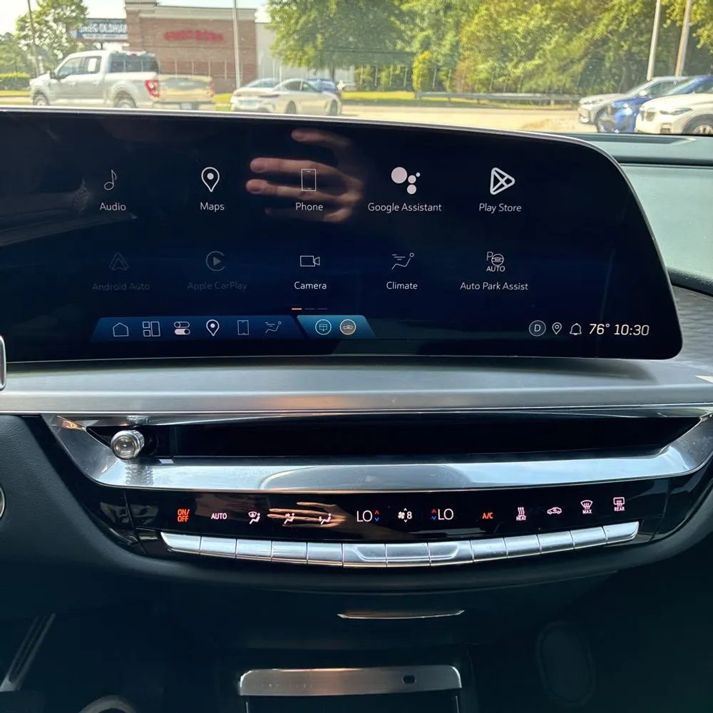 2024 Cadillac LYRIQ Sport 3