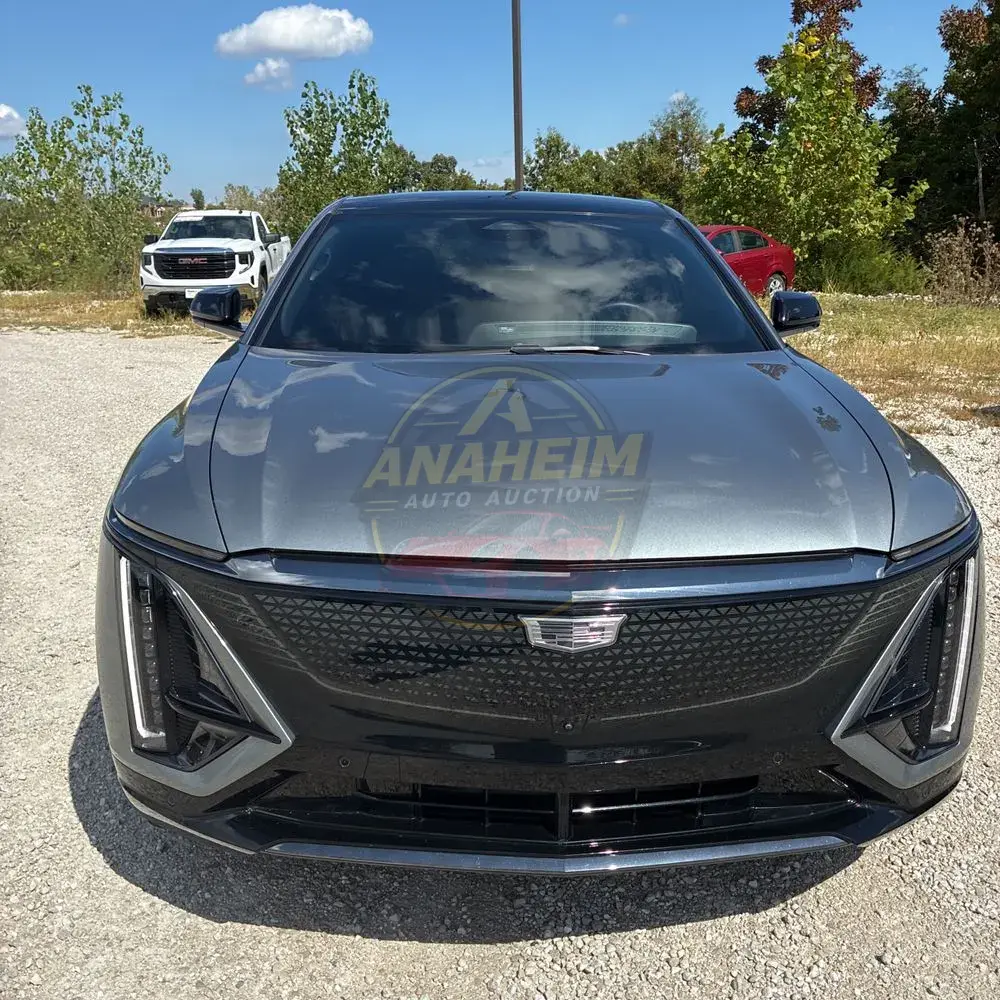 2024 Cadillac LYRIQ Sport 3