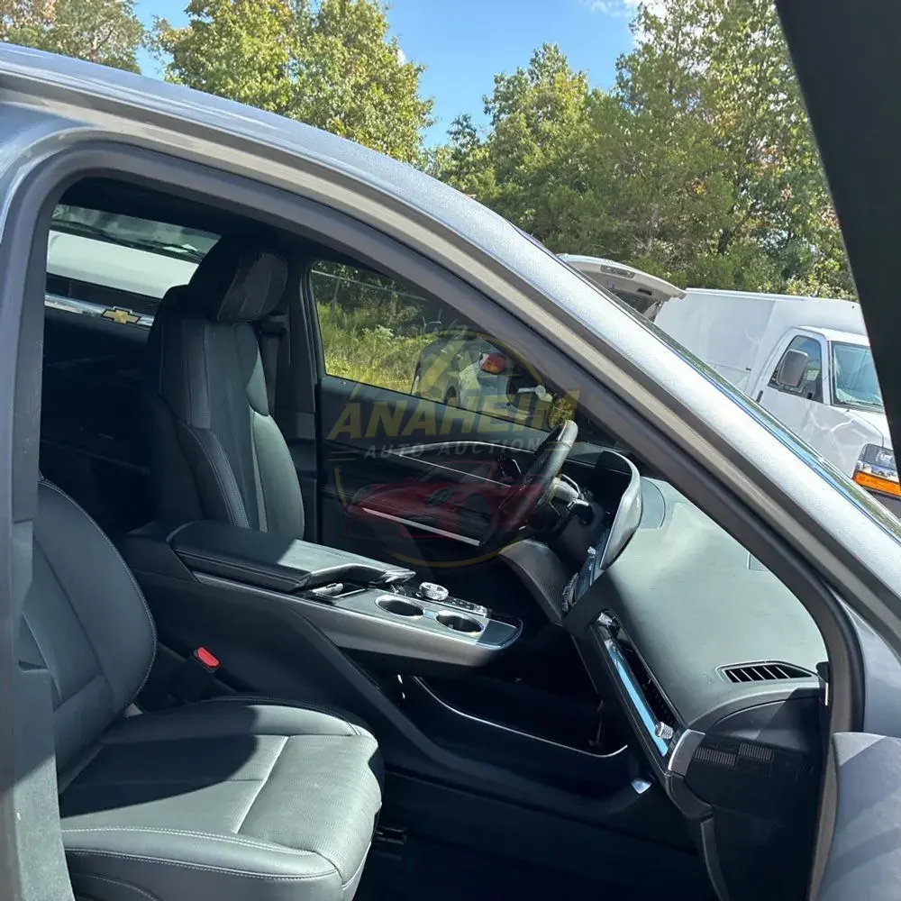 2024 Cadillac LYRIQ Sport 3