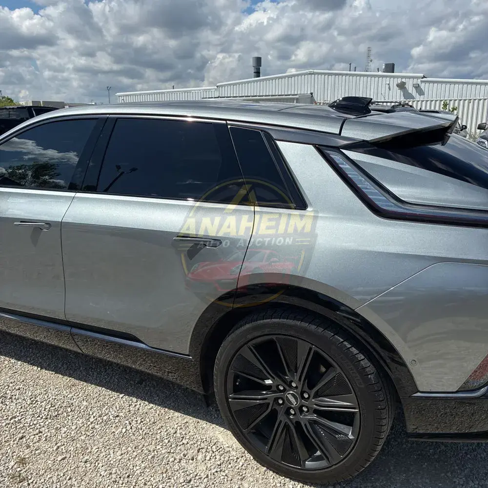 2024 Cadillac LYRIQ Sport 3
