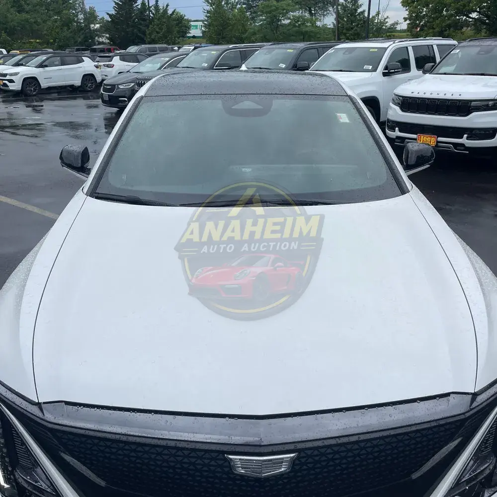 2025 Cadillac LYRIQ Sport 2