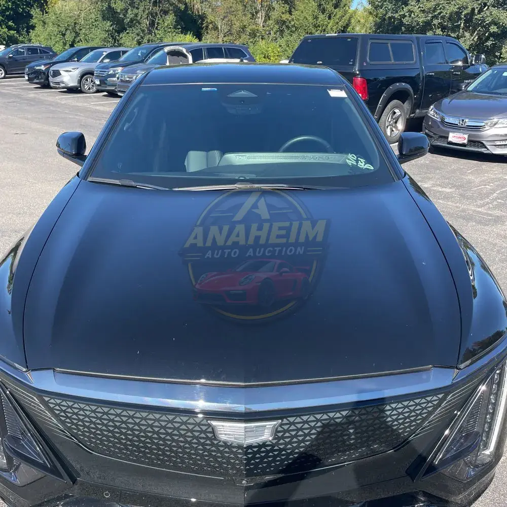 2025 Cadillac LYRIQ Sport 2