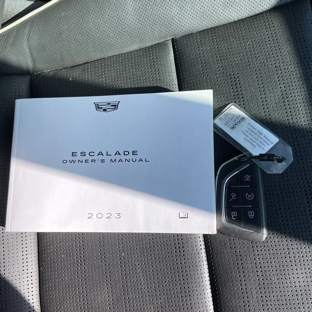 2023 Cadillac Escalade Premium Luxury