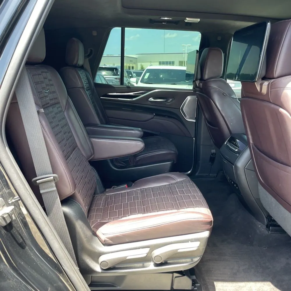 2023 Cadillac Escalade Sport Platinum