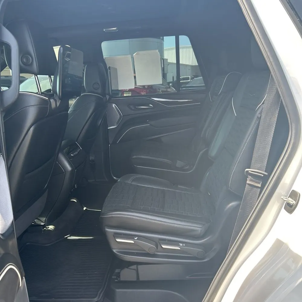 2022 Cadillac Escalade Sport Platinum