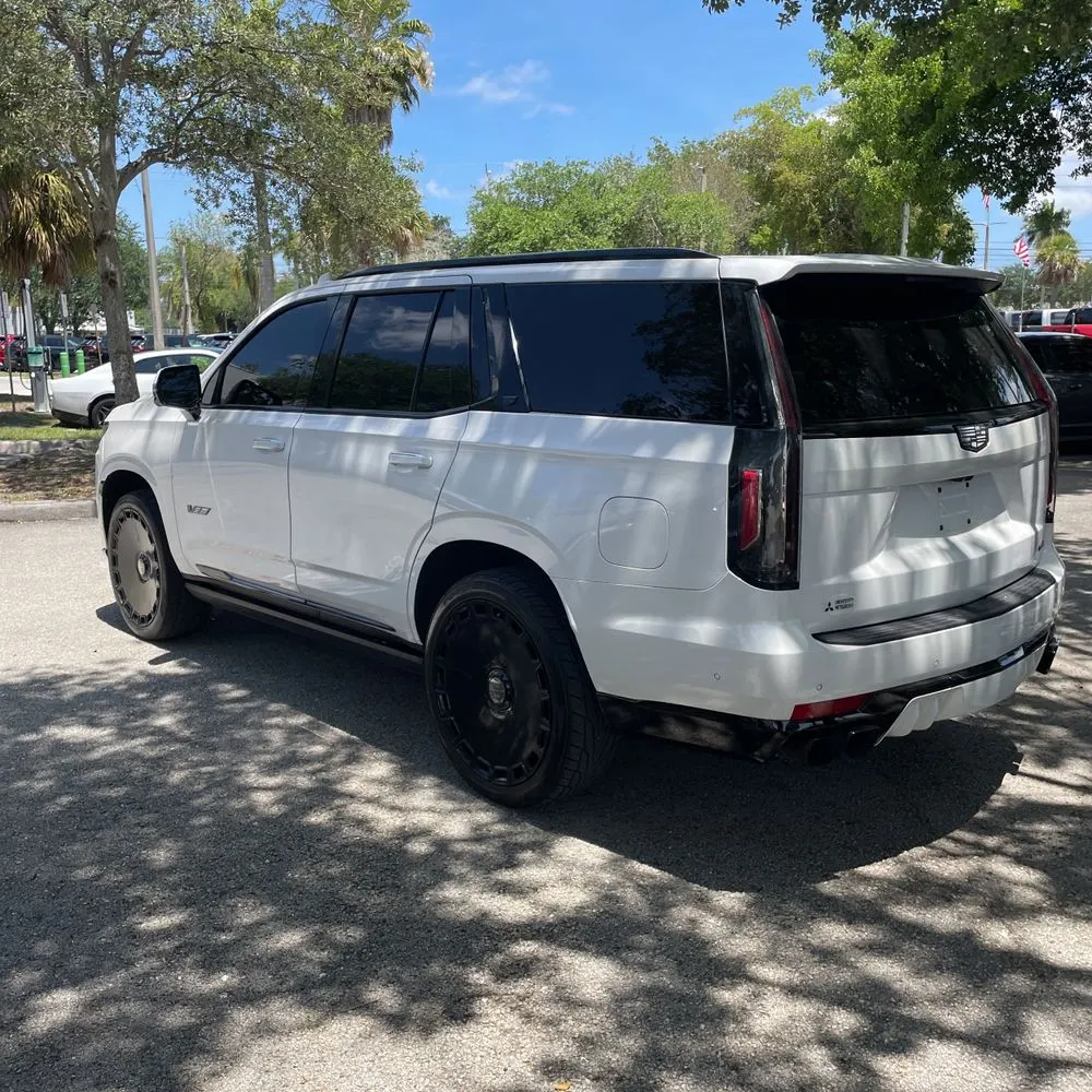 2023 Cadillac Escalade-V Base