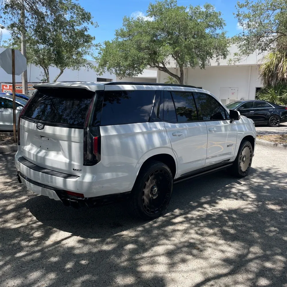 2023 Cadillac Escalade-V Base