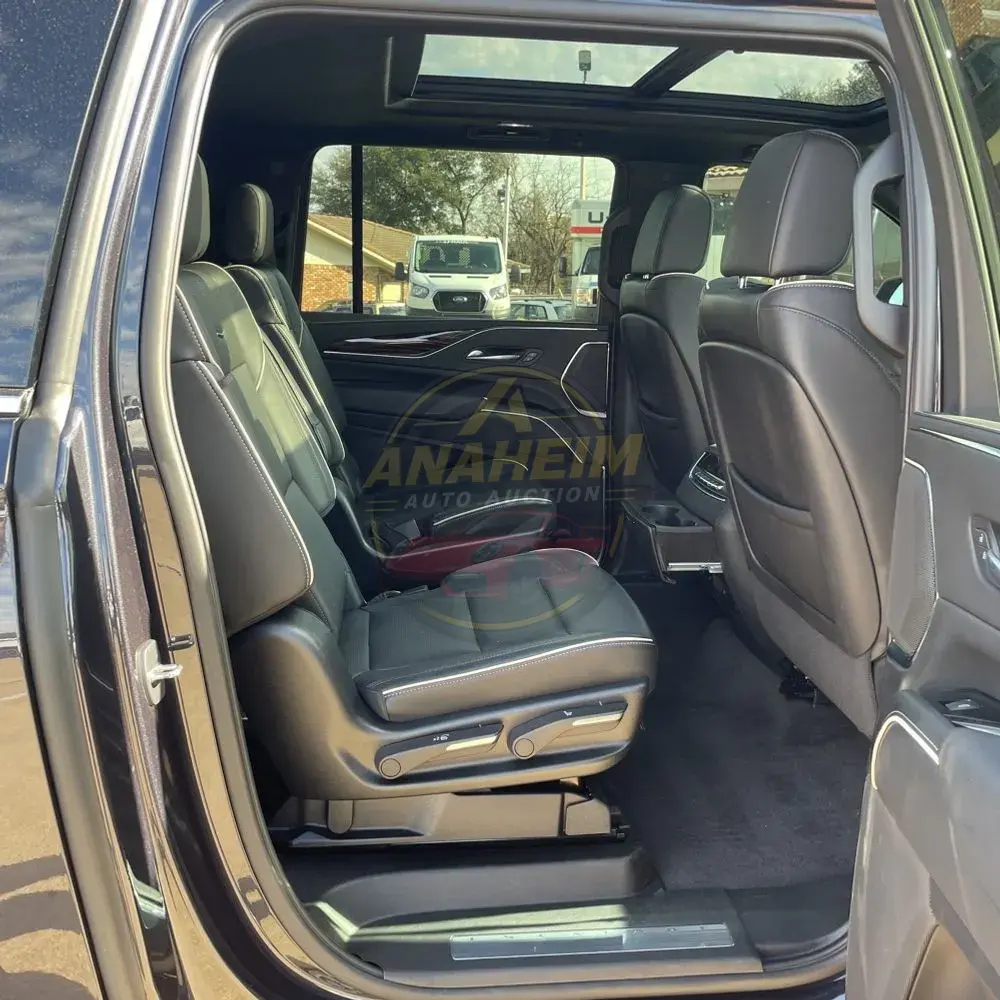 2022 Cadillac Escalade ESV Premium Luxury