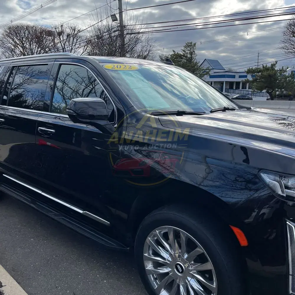 2022 Cadillac Escalade ESV Premium Luxury