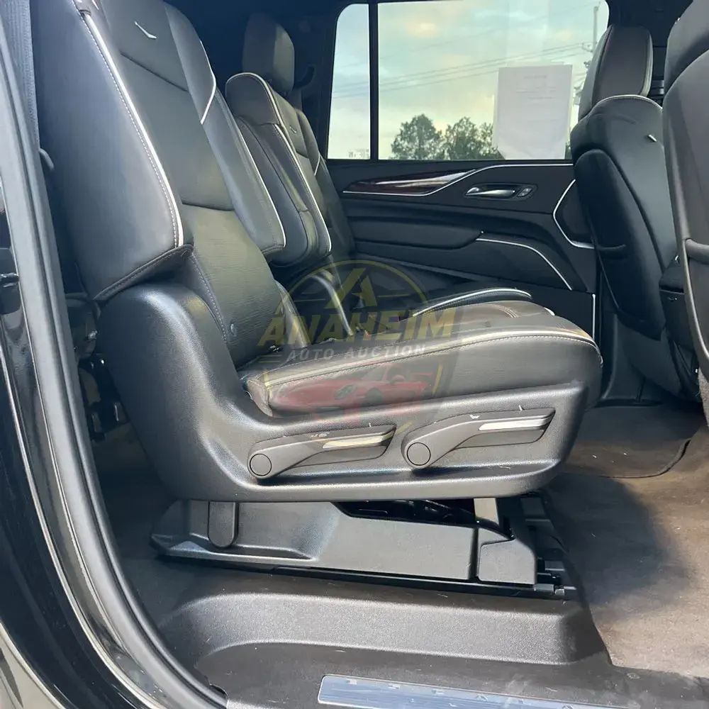 2023 Cadillac Escalade ESV Premium Luxury