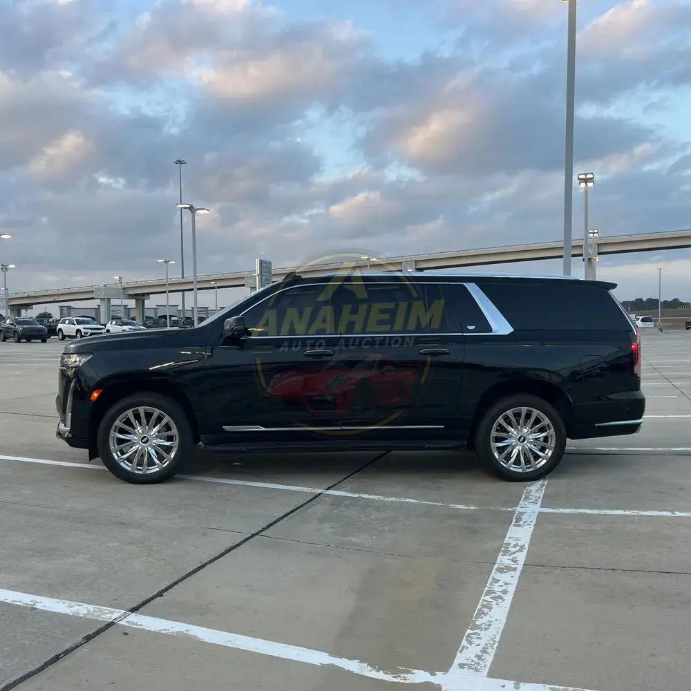 2023 Cadillac Escalade ESV Premium Luxury