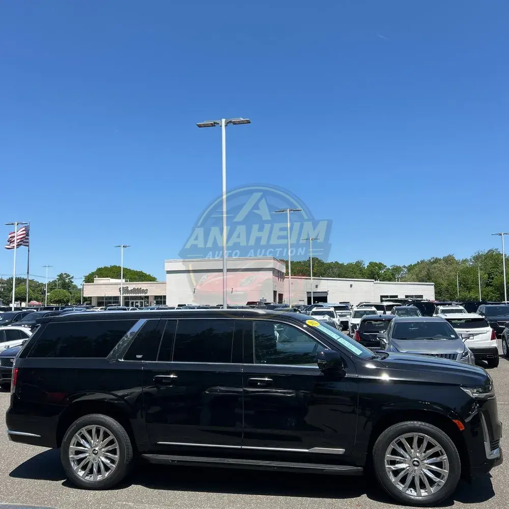 2022 Cadillac Escalade ESV Premium Luxury