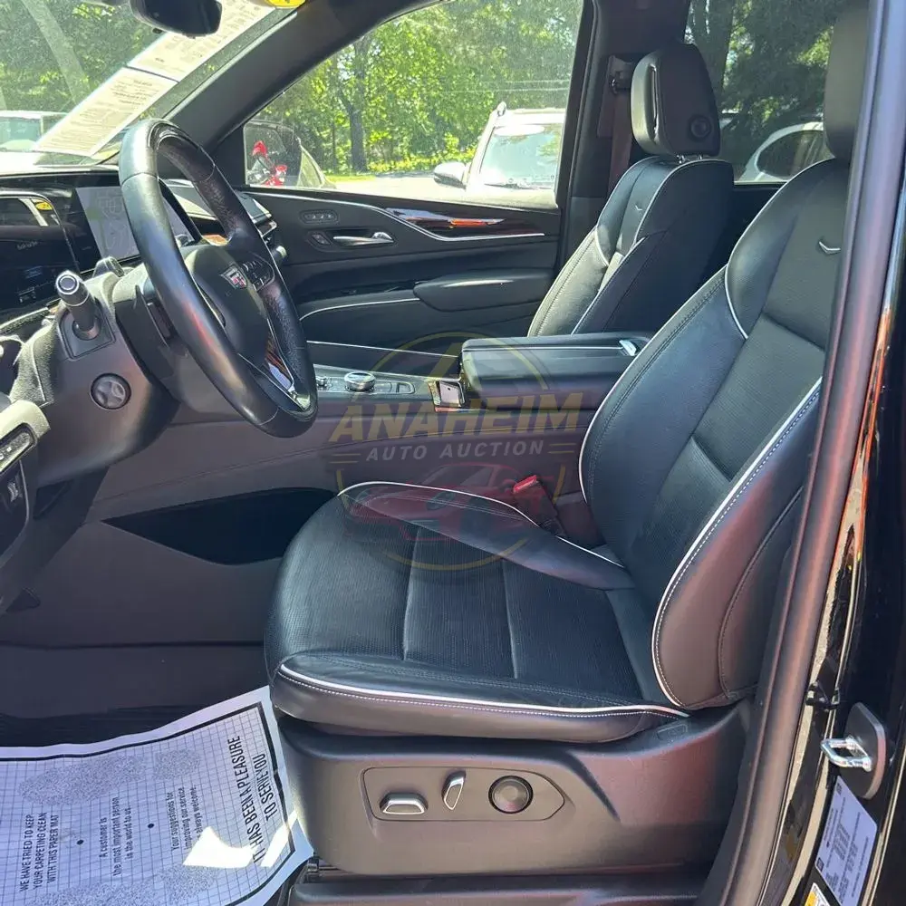 2022 Cadillac Escalade ESV Premium Luxury