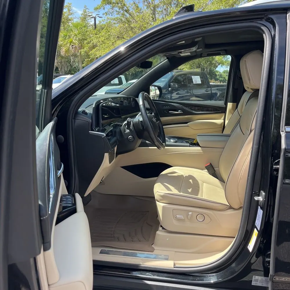 2021 Cadillac Escalade ESV Premium Luxury