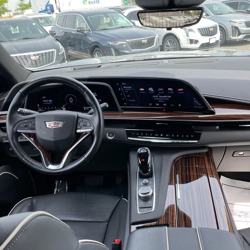 2022 Cadillac Escalade ESV Premium Luxury
