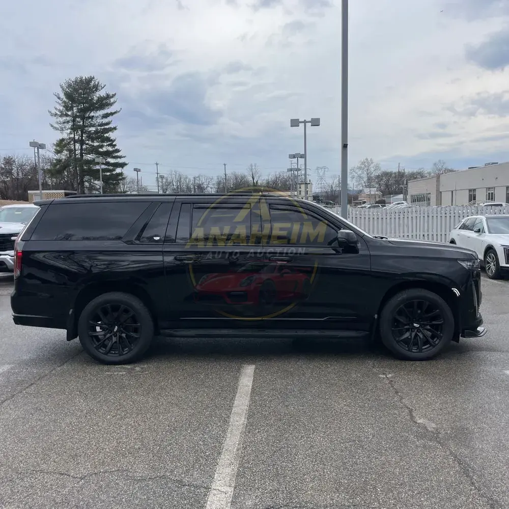 2022 Cadillac Escalade ESV Sport