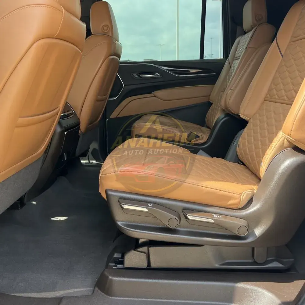 2023 Cadillac Escalade ESV Sport