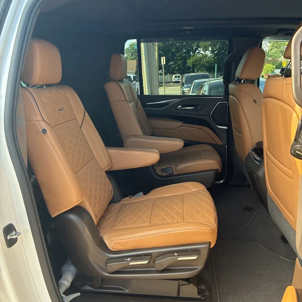 2022 Cadillac Escalade ESV Sport