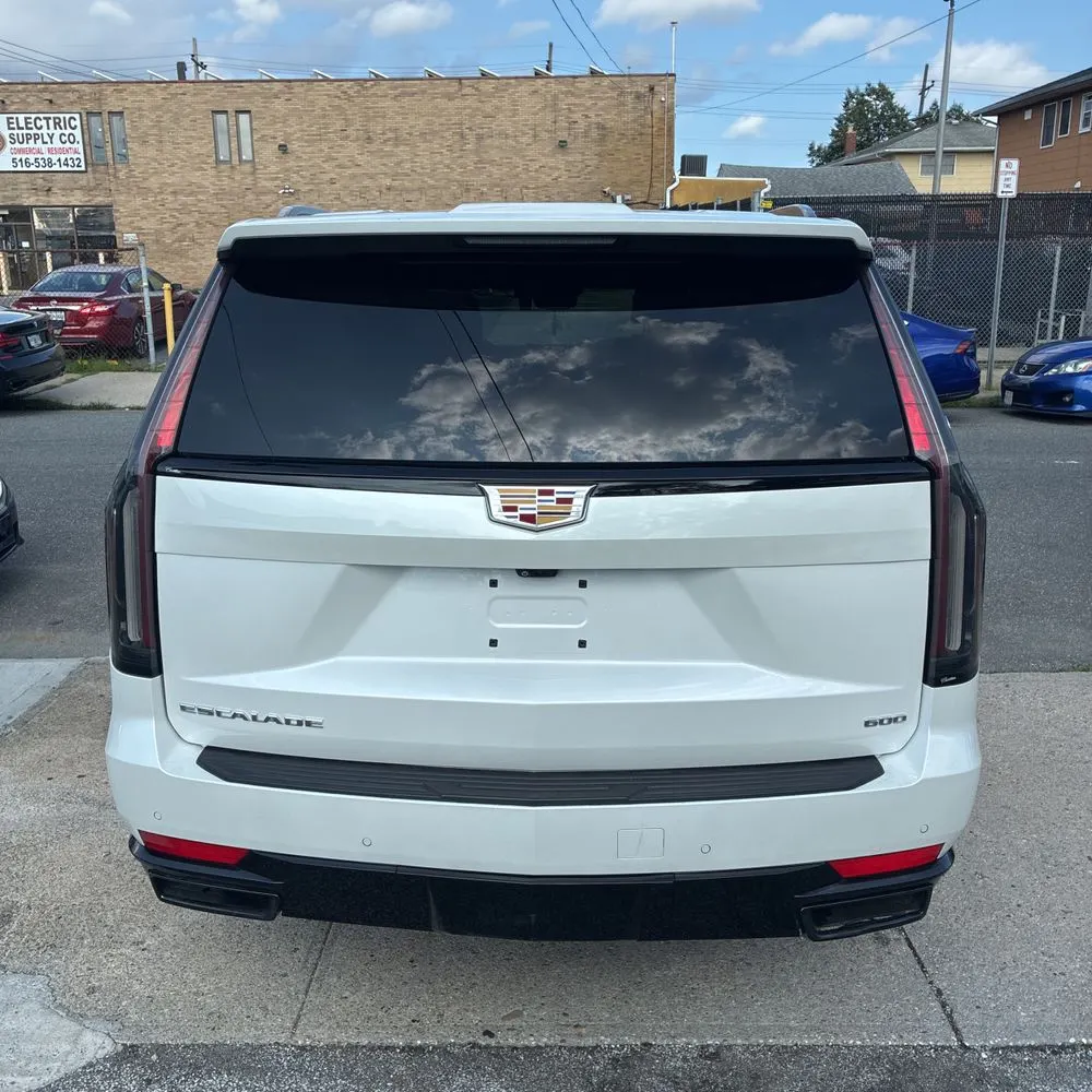 2022 Cadillac Escalade ESV Sport